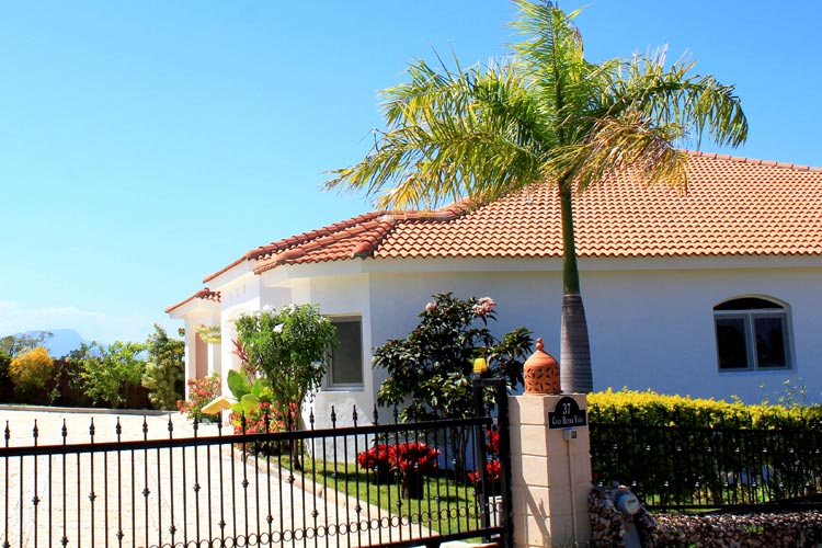 Property for sale in Cabarete - Dominican Republic - Real Estate-ID: 216-VC Foto: 01.jpg