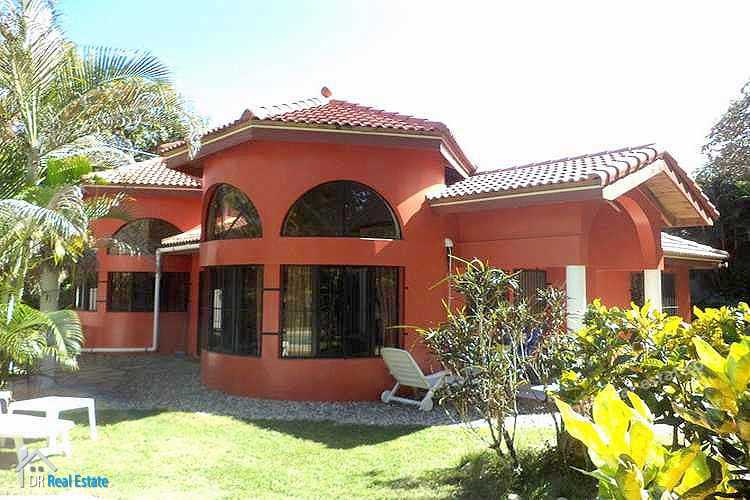 Property for sale in Cabarete / Sosua - Dominican Republic - Real Estate-ID: 050-VC Foto: 01.jpg