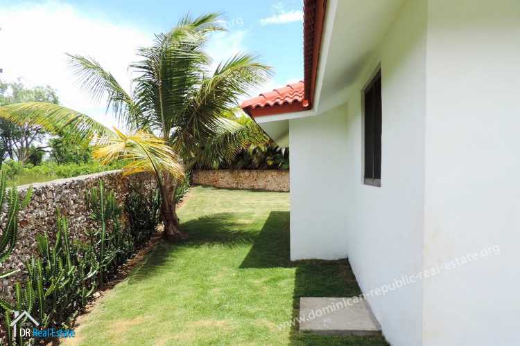 Property for sale in Cabarete - Dominican Republic - Real Estate-ID: 109-VC Foto: 05.jpg