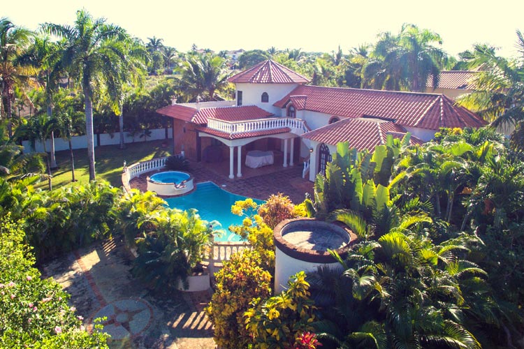 Inmueble en venta en Cabarete - República Dominicana - Inmobilaria-ID: 215-VC Foto: 01.jpg